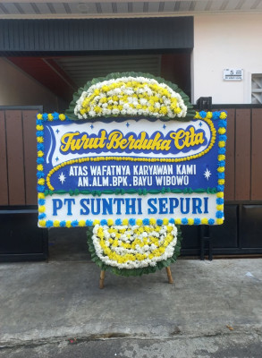 Papan Bunga Duka di Soyoi Mambai