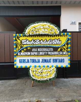 Papan Bunga Duka di Soyoi Mambai